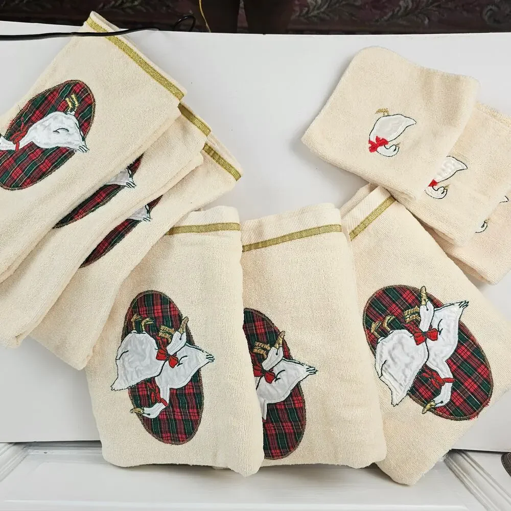 VTG 80s set Christmas goose bath towels linens plaid cottage grandma NWOT